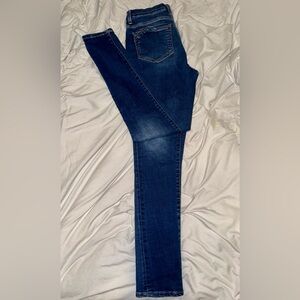 Buckle Black Skinny Jean